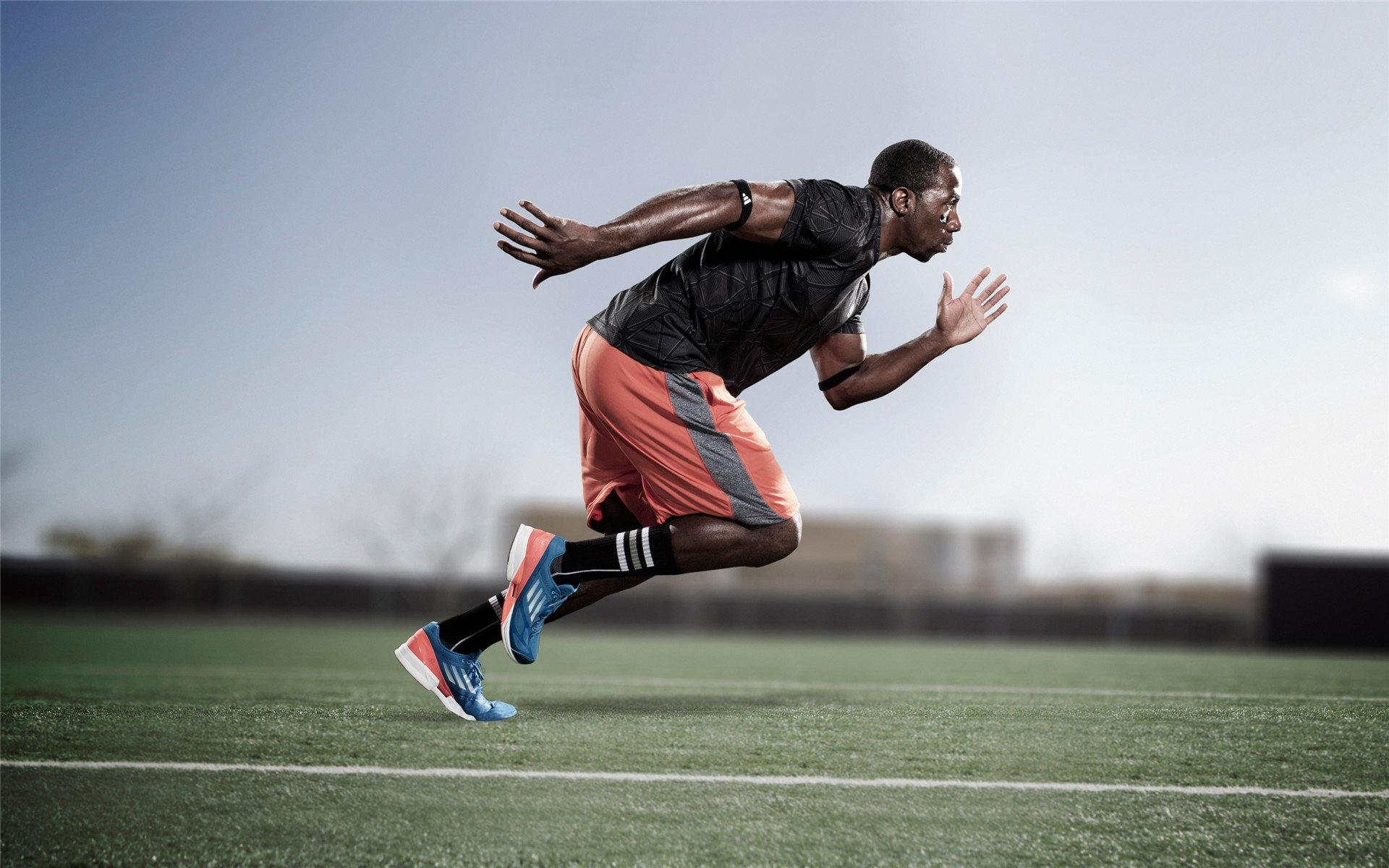 “智能分析系统提前预判对手战术——未来比赛中的“战术先机”